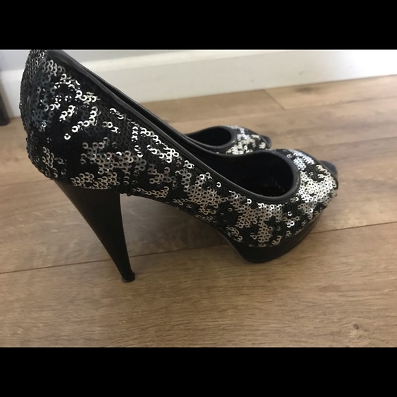Two Lips sequin high heels - Picture 3 of 8